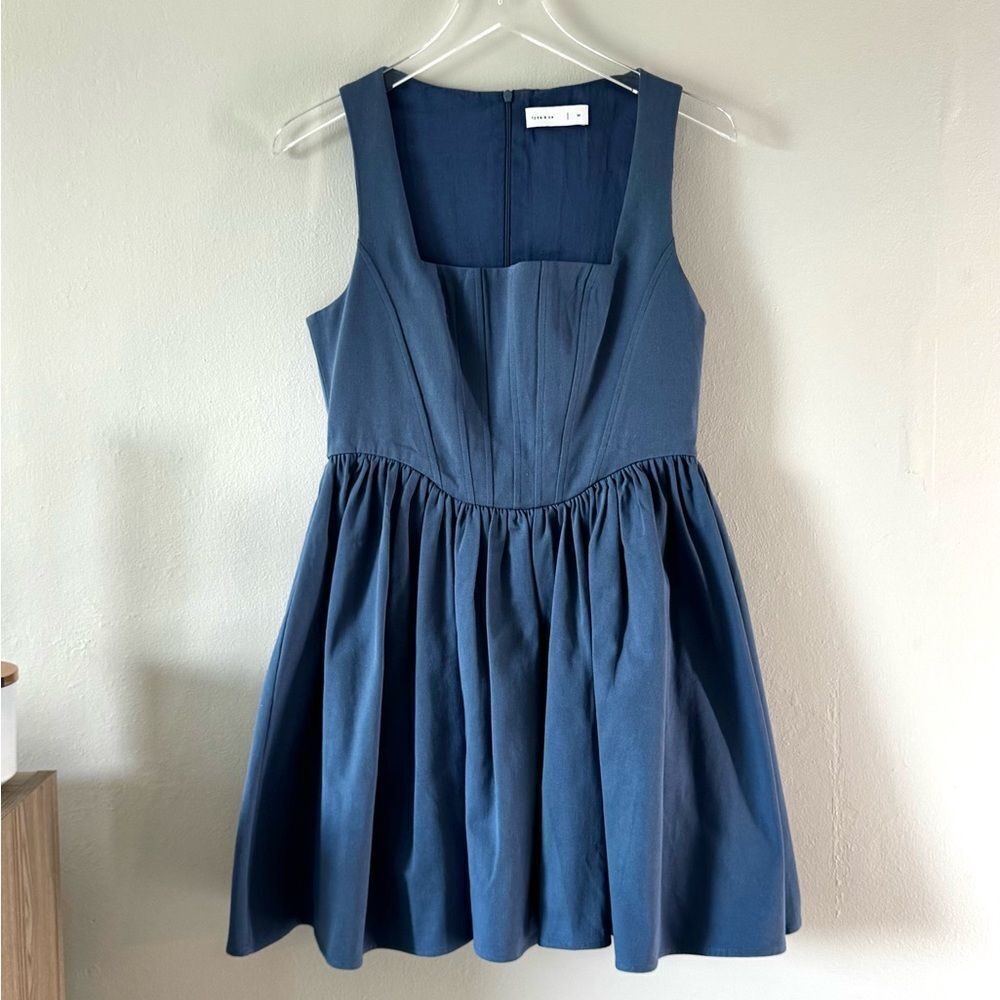 ⭕️ Lyra & Co Dress Denim Like Blue Color Medium